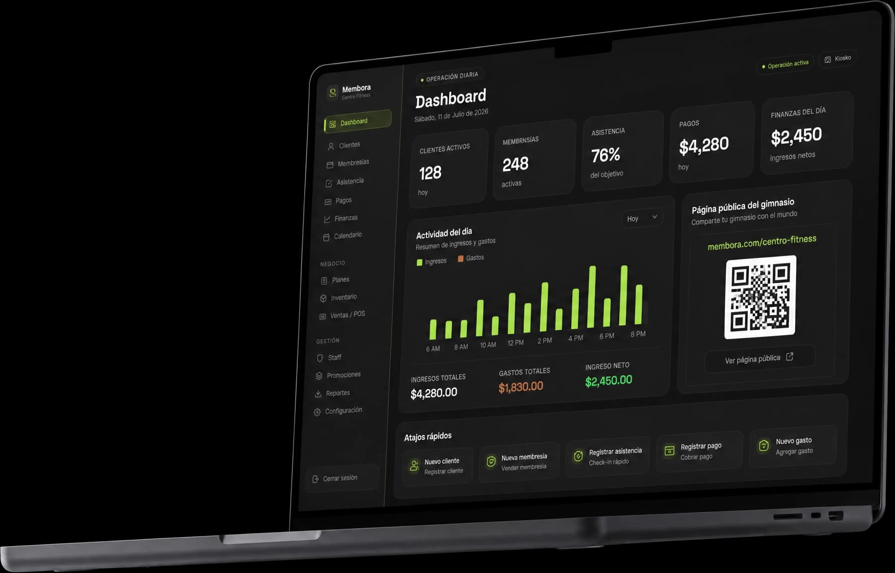Laptop con el dashboard de gestión para gimnasios de Membora